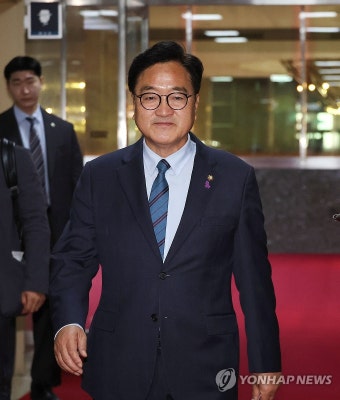출근하는 우원식 국회의장