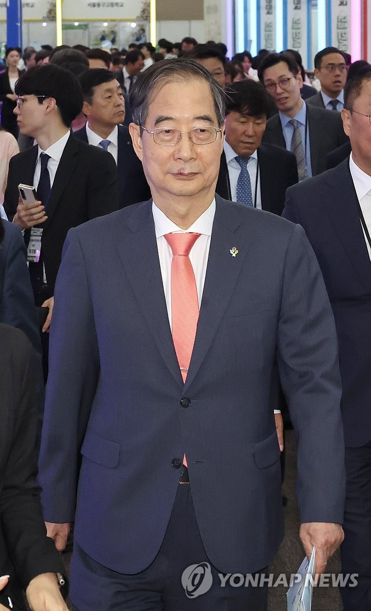 한덴수 국무총리, 제주 해역 어선 침몰사고에 긴급 대응 강조
