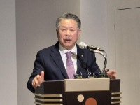 인사말 하는 안병광 유니온약품 회장