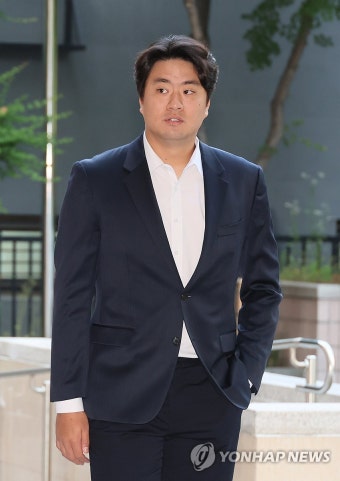 '학폭 혐의' 이영하, 항소심 선고 공판 출석