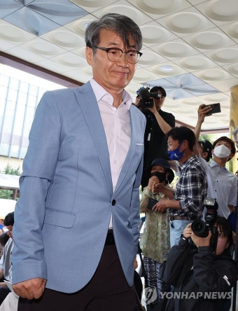 경찰서에 온 최재영 목사