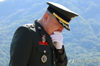 흐느끼는 채상병 전 대대장