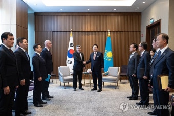 윤석열 대통령, 올자스 벡테노프 카자흐 총리 면담
