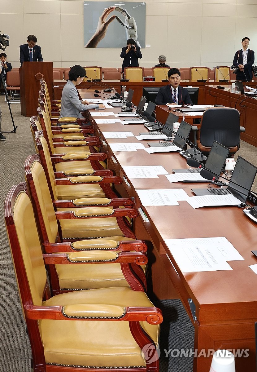 국힘과 개혁신당, 이재명 대통령 국민임명식 불참...특별사면 대상 항의로