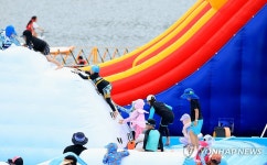 여름에는 물놀이가 최고