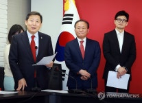 친윤-친한 신경전 가열…이번엔 '한동훈 측근 정체성' 설전