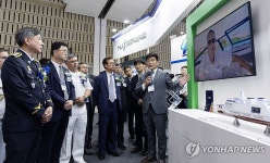 국제해양·안전대전에 마련된 HD현대중공업 홍보 부스