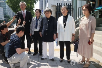 '이화를 사랑하는 동참 모임' 국수본에 김준혁 의원 고발