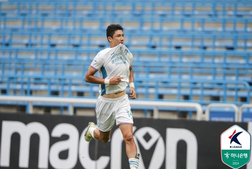 이호재 멀티골로 이끈 포항, 수원FC에 2-0 승리로 5위로 도약!