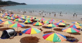 벌써 한여름 해수욕장