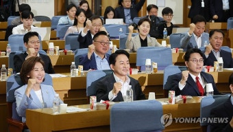 파이팅 하는 나경원-원희룡-윤상현