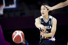 U18 여자농구 아시아컵 센터 송윤하 