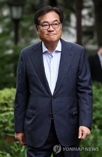 정진석 대통령실 비서실장, 고위 당·정·대 협의회 참석