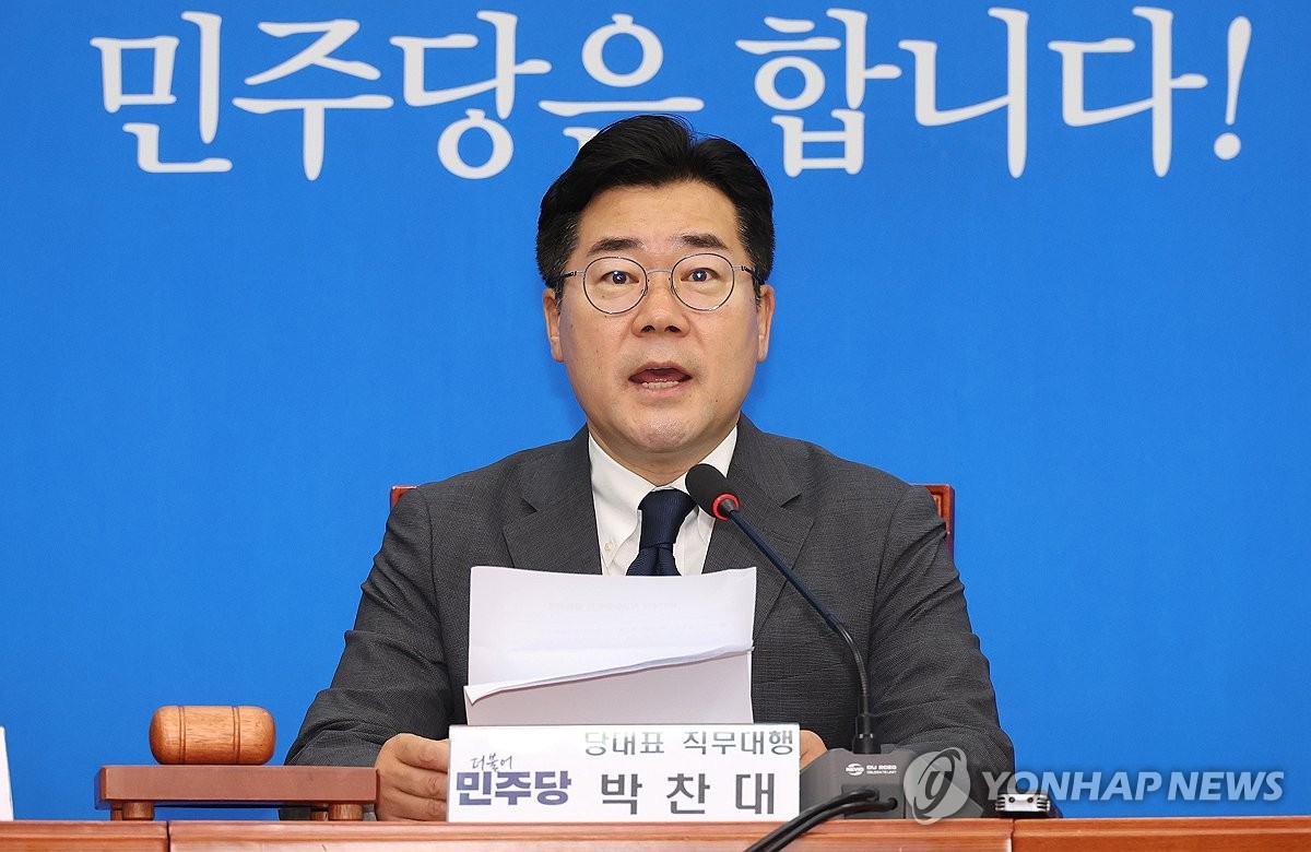 정청래 의원 사퇴 후 당 대표 출마 전당대회 기대감 UP, 박찬대-권성동 당권 경쟁 예고