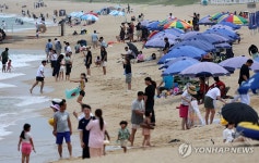 소규모 해수욕장에서 호젓한 피서