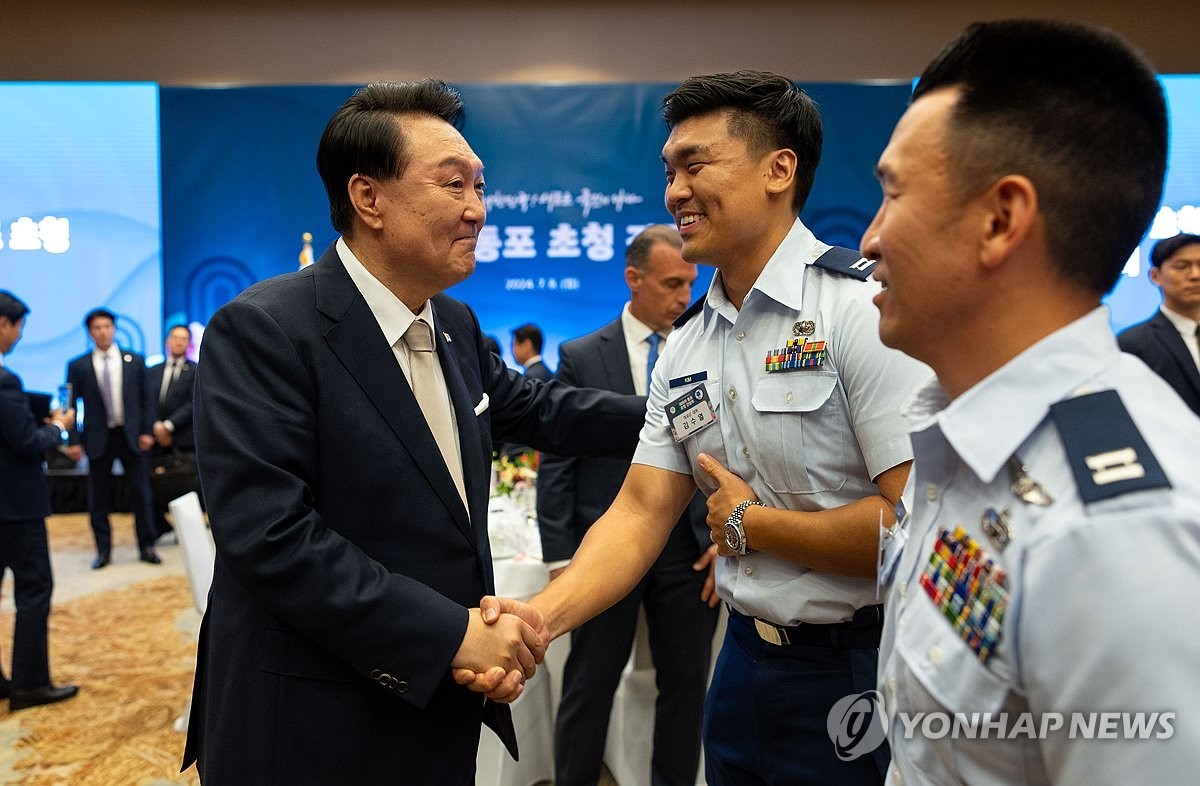 윤석열 대통령, 하와이 동포 간담회서 한미동맹 강화와 러시아·북한 경고적 발언