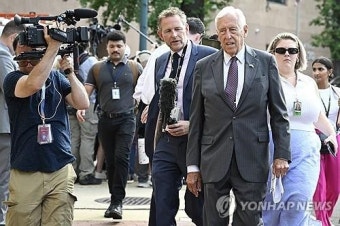 美민주, '바이든 후보사퇴 내홍' 중대 갈림길…상하원 대책모임