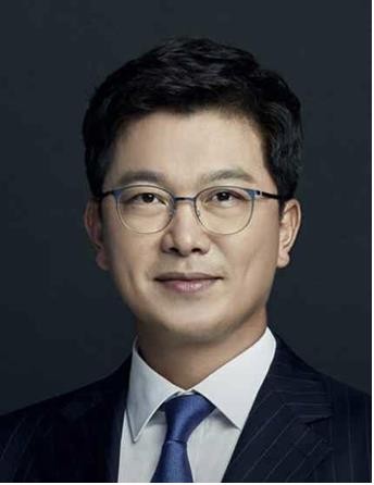 언론 자유와 안전을 위협하는 행위, 변호사 폭행 사건에 대한 감형 판결에 사회적 논란 재점화