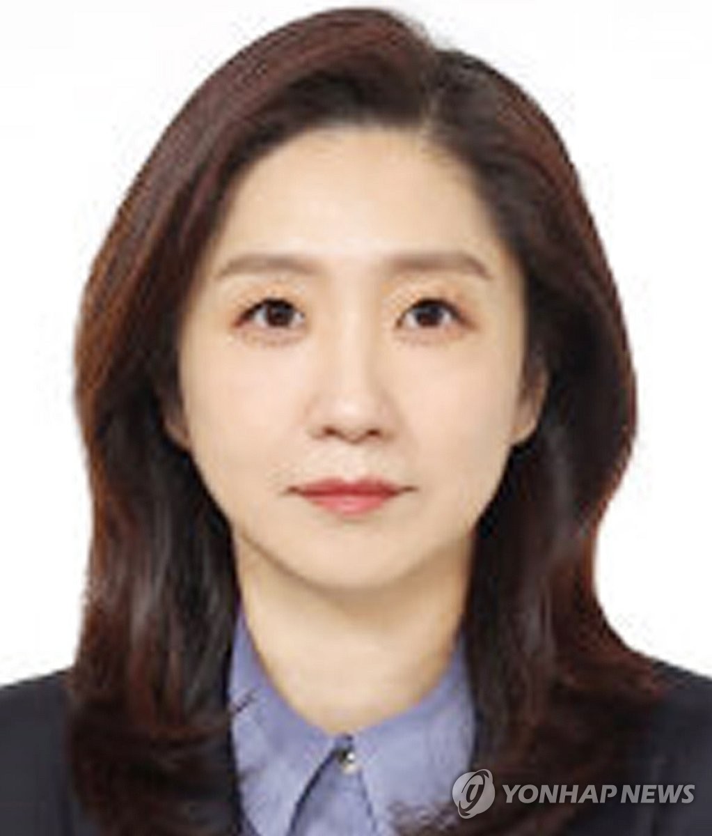 윤석열 대통령, 김수경 통일부 차관과 정혜전 대변인 임명에 의지 강화 호평