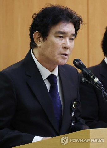 가수 송대관, 영결식에서 동료 가수들과 팬들의 마음을 감동시켜

