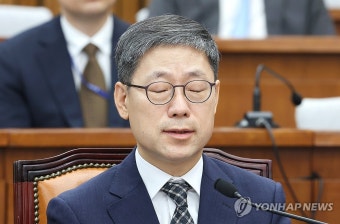 눈감은 노경필 대법관 후보자
