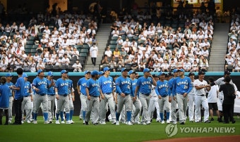 한일프로야구 드림 플레이어스 게임, 입장하는 한국 선수들