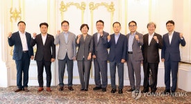 송미령 장관, 식품기업 대표 조찬 간담회 참석