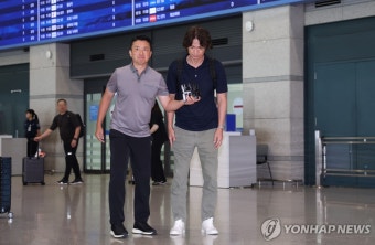 유럽 출장 마친 홍명보 감독