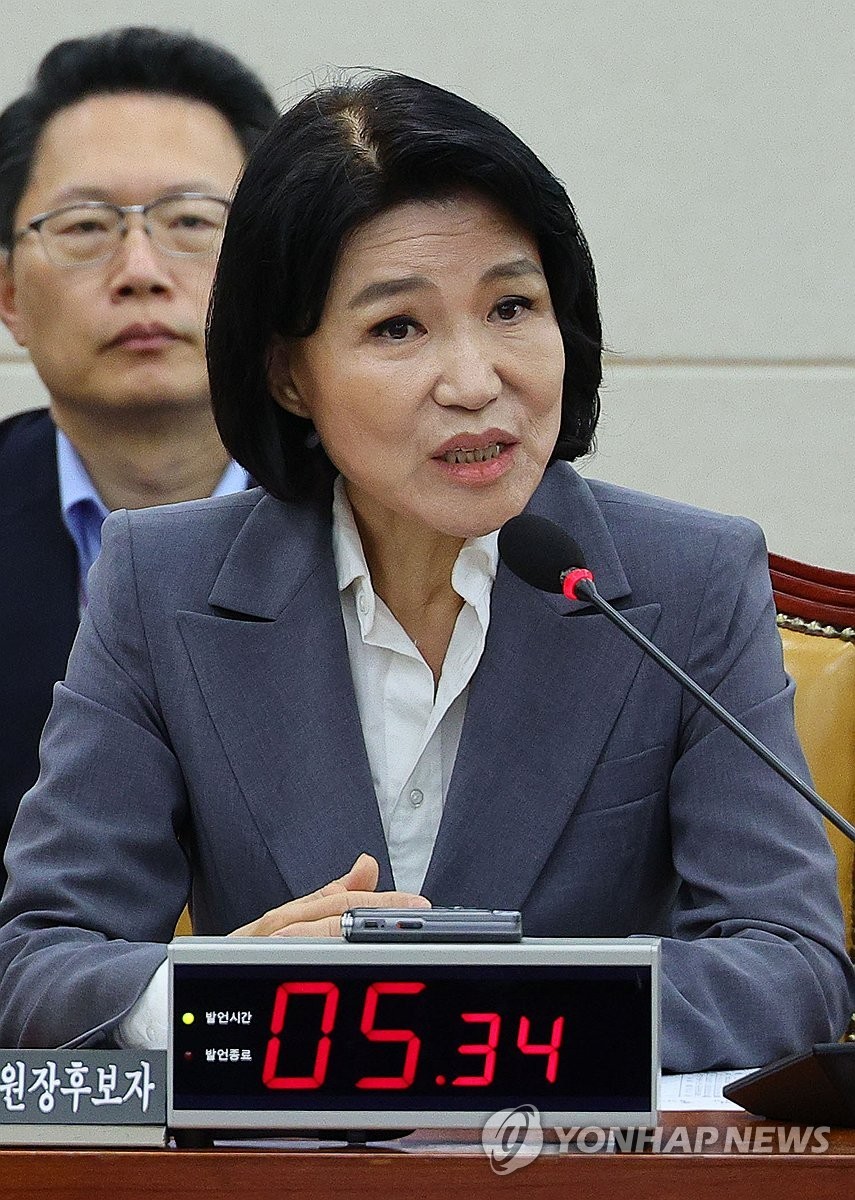 이진숙 방통위, 공영방송 공정성 약속 속 의혹에 휘말려