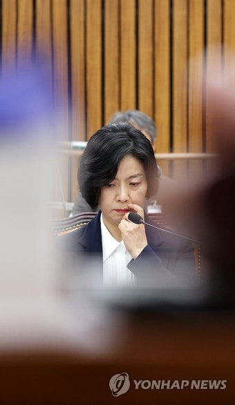 인사청문회 참석한 이숙연 대법관 후보자