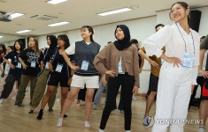 K-POP 댄스 율동 배우기