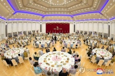 북한, 전승절 경축연회 진행