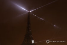 이것이 에펠탑 레이저쇼
