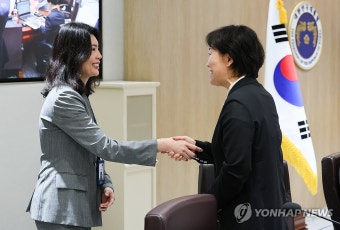 유혜미 저출생대응수석, 농식품부 장관과 인사