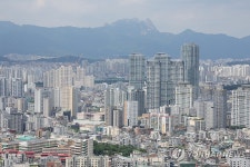 북한산과 서울 시내