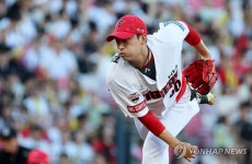 투구하는 김도현