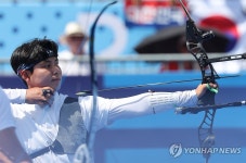 이우석 '4강 향해 정조준'