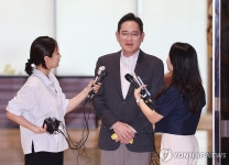 귀국한 이재용 삼성전자 회장