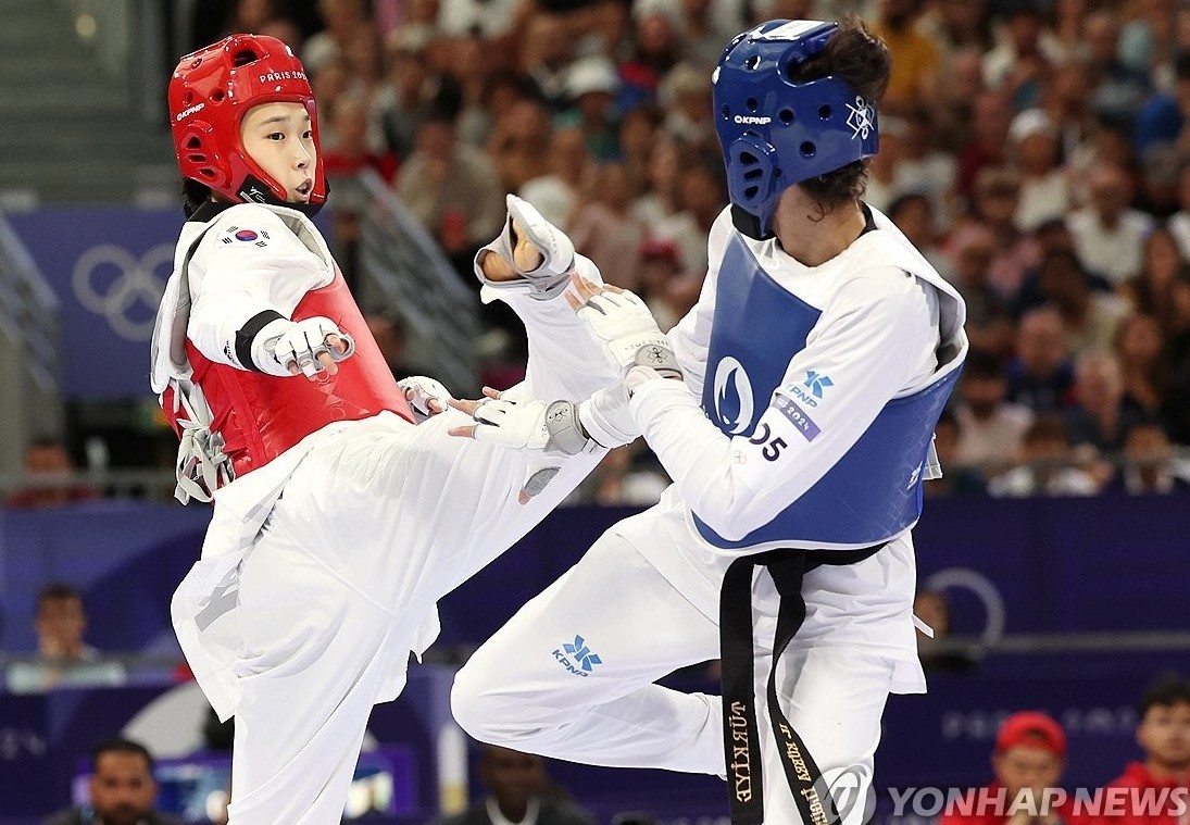 김유진 선수, 파리 올림픽 여자 57급 8강 진출!