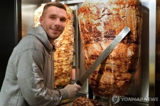 튀르키예·독일 때아닌 케밥 원조 논쟁