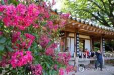 명옥헌 원림에서 휴식