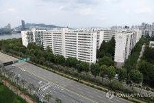 잠실 장미아파트 49층 4천800세대로 재건축…신속통합기획 확정