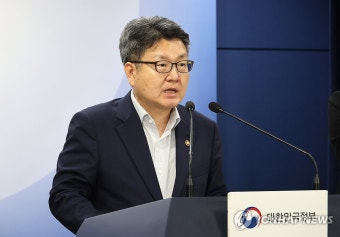 2학기 늘봄학교 운영 준비 상황 브리핑하는 오석환 차관