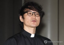 입장 밝히는 이동환 목사