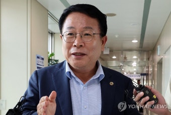 정헌율 익산시장, 압수수색 당한 익산시청...공직선거법 위반 의혹 조사 중