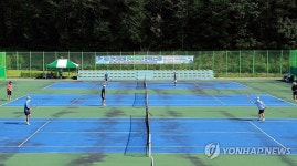 태백 '시니어테니스대회' 열기