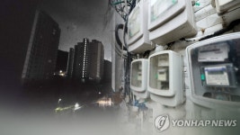 광주 소촌동 아파트단지·학교 정전…전봇대 전선 끊어져