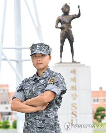 대한민국 해군 최초 여군 심해잠수사 탄생