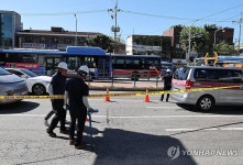 땅 꺼짐 사고 현장 인근 도로 침하