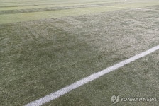 광주 군부대에 지자체 예산으로 잔디축구장 조성 논란
